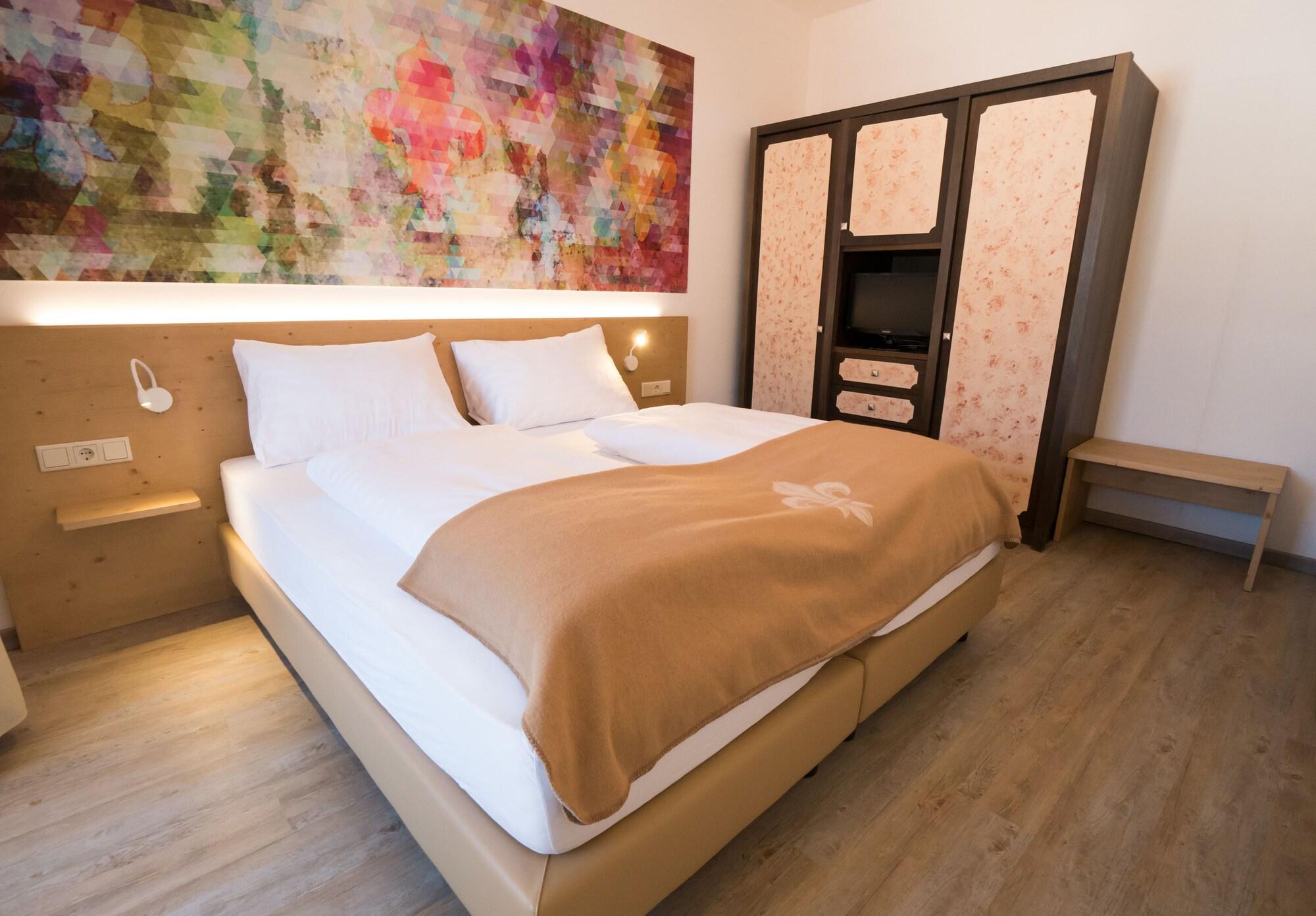 Family Hotel Schloss Rosenegg 피버브룬 외부 사진