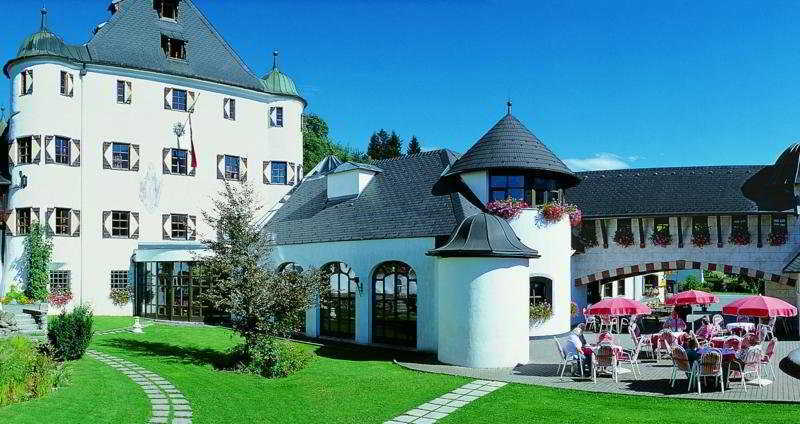 Family Hotel Schloss Rosenegg 피버브룬 외부 사진