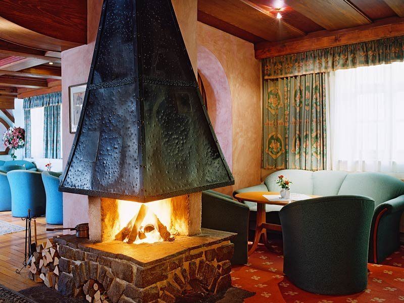Family Hotel Schloss Rosenegg 피버브룬 외부 사진