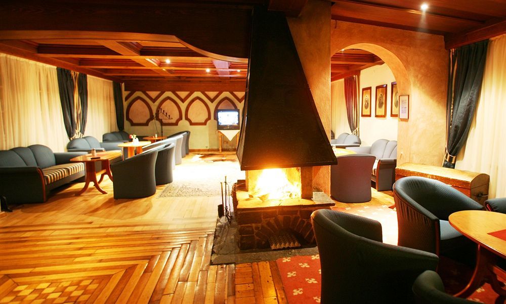 Family Hotel Schloss Rosenegg 피버브룬 외부 사진