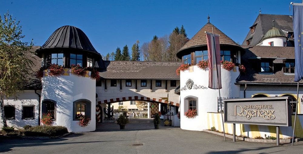 Family Hotel Schloss Rosenegg 피버브룬 외부 사진