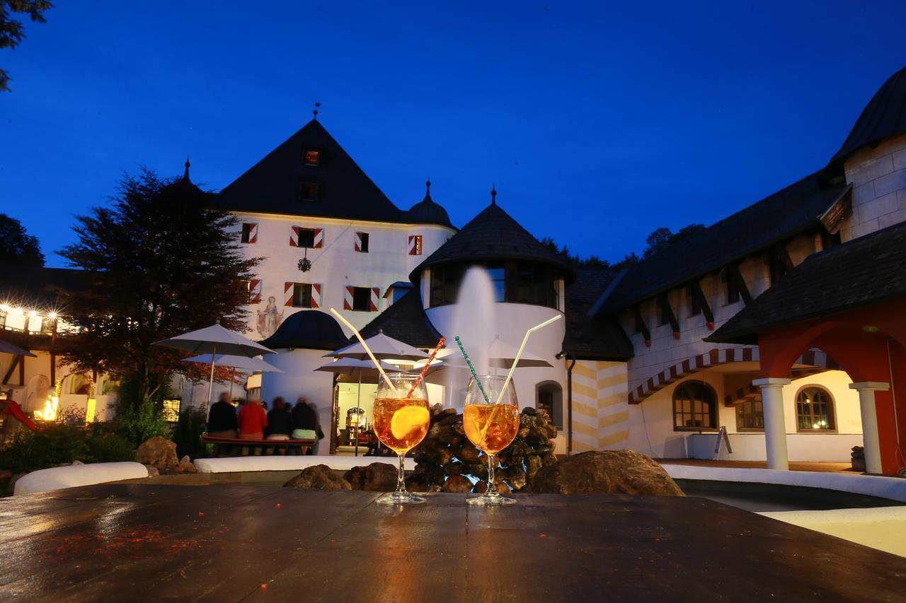 Family Hotel Schloss Rosenegg 피버브룬 외부 사진
