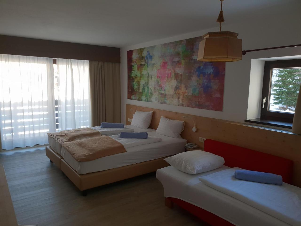 Family Hotel Schloss Rosenegg 피버브룬 외부 사진