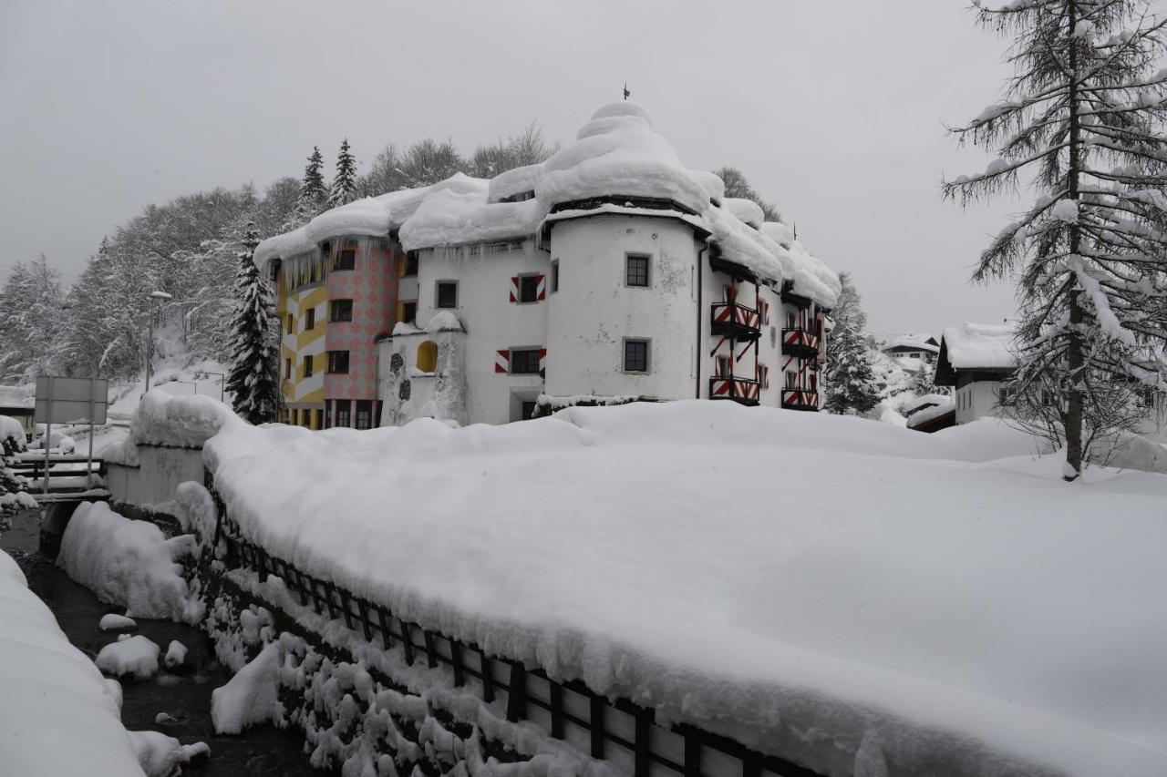 Family Hotel Schloss Rosenegg 피버브룬 외부 사진